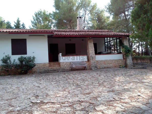 casa indipendente in vendita ad Andria in zona Castel del Monte
