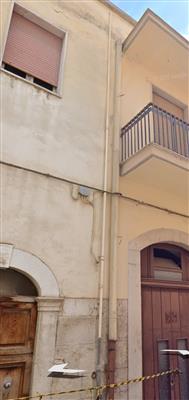 casa indipendente in vendita ad Andria in zona Centro Storico