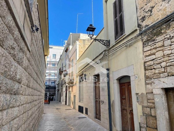 casa indipendente in vendita ad Andria in zona Centro Storico