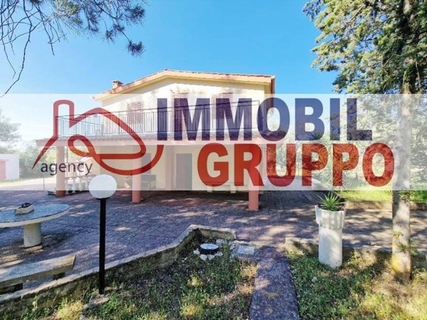 casa indipendente in vendita ad Andria in zona Castel del Monte