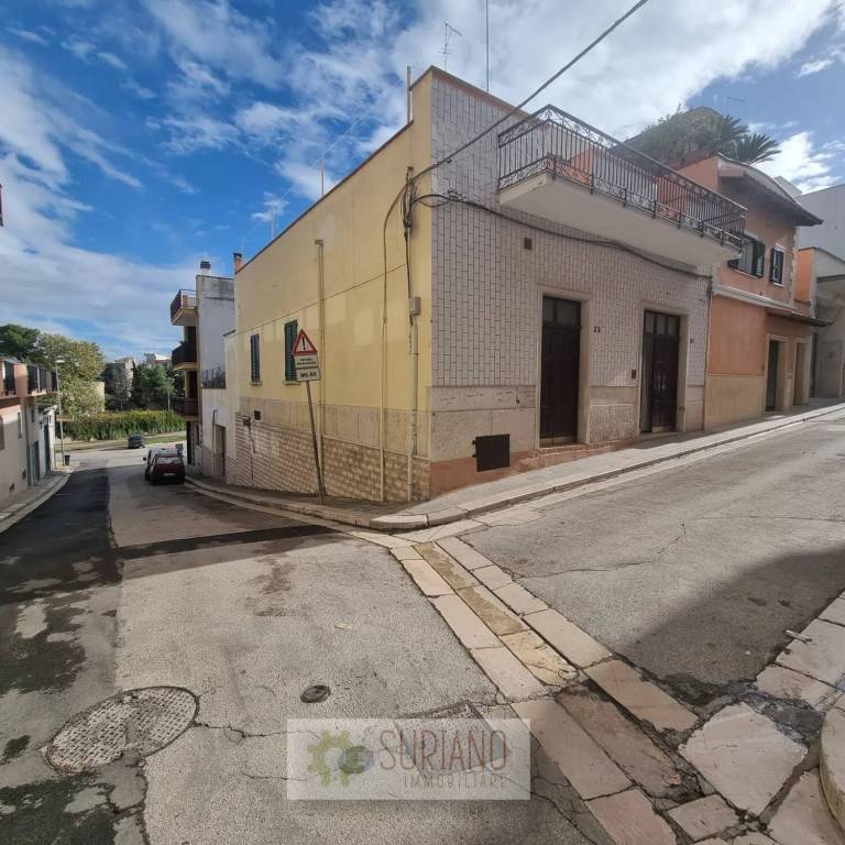 casa indipendente in vendita ad Andria