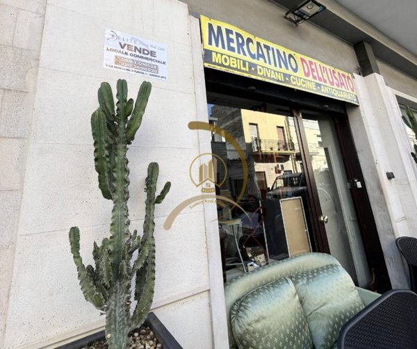locale commerciale in vendita ad Andria