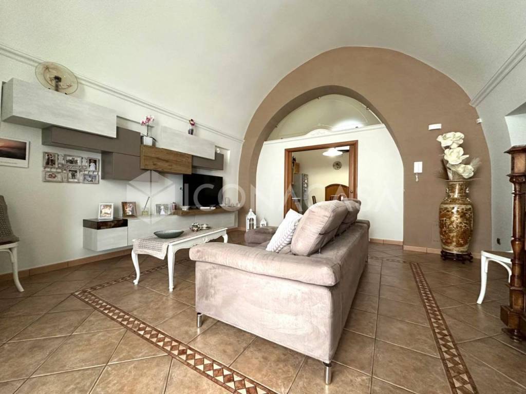 casa indipendente in vendita ad Andria in zona Centro Storico