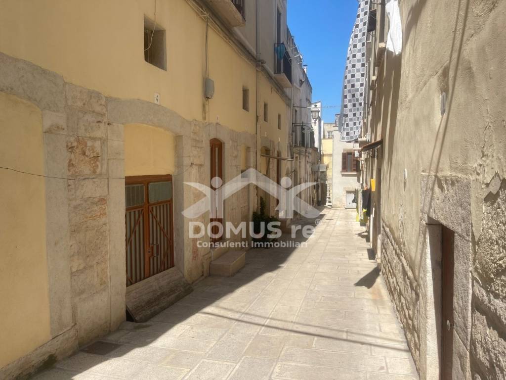 casa indipendente in vendita ad Andria in zona Centro Storico