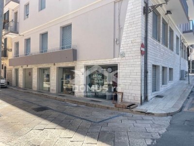 locale commerciale in vendita ad Andria in zona Centro Storico