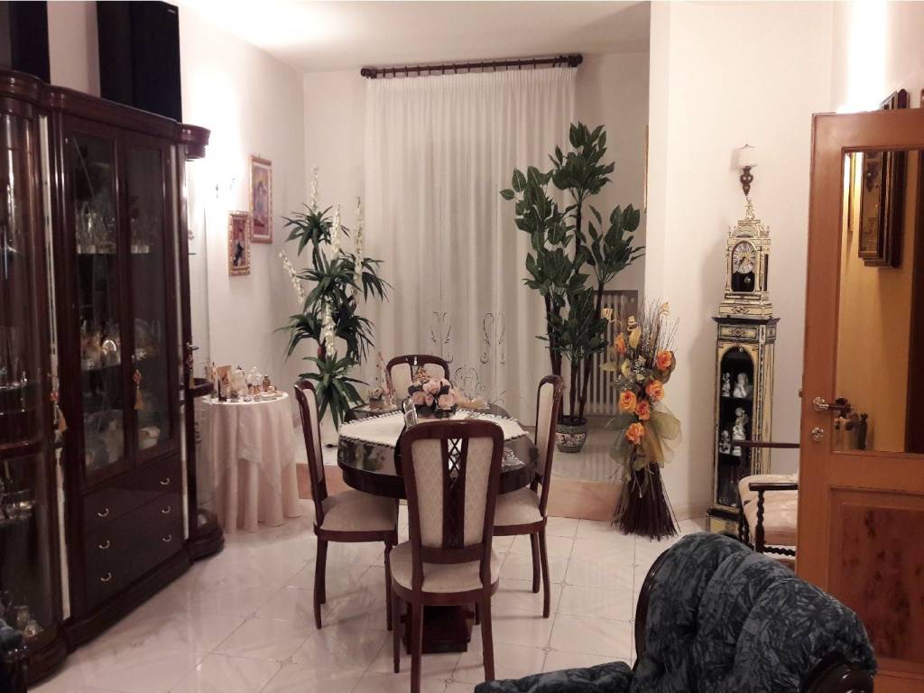 pentavano in vendita ad Andria