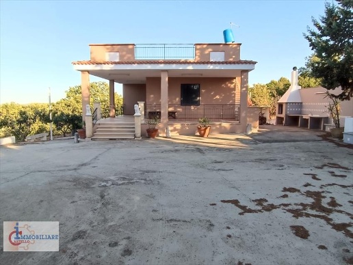 casa indipendente in vendita ad Andria in zona Montegrosso