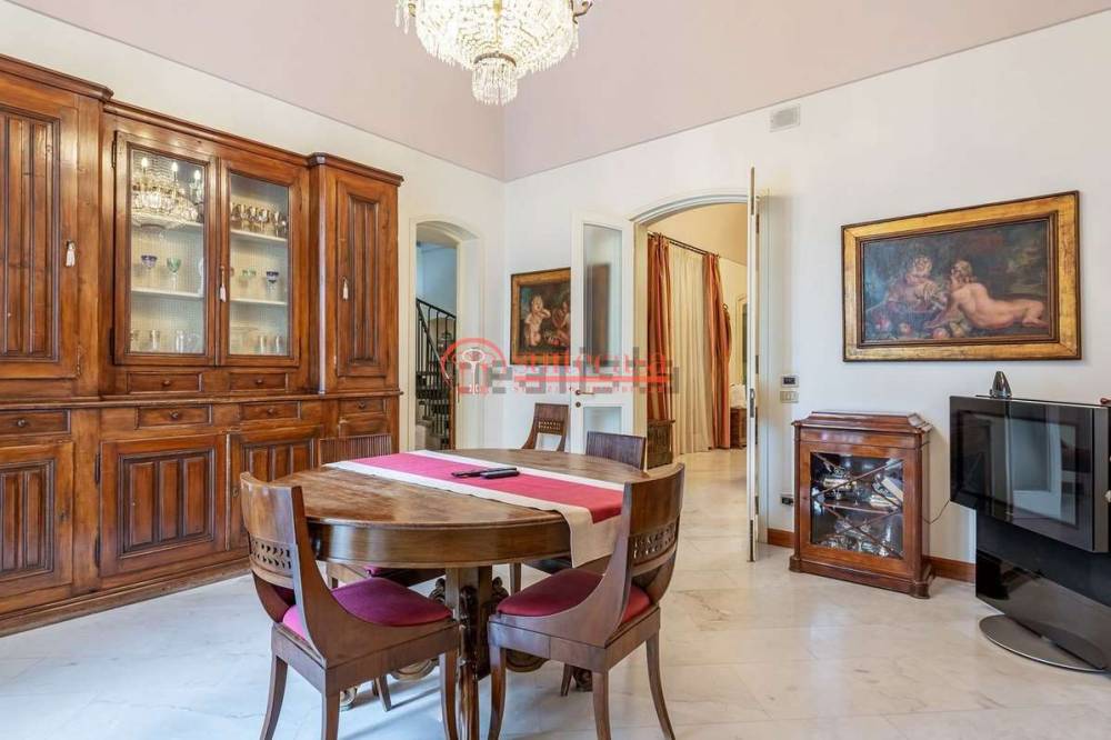 intera palazzina in vendita ad Andria in zona Centro Storico