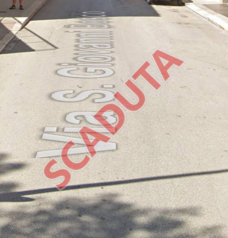 locale commerciale in vendita ad Andria