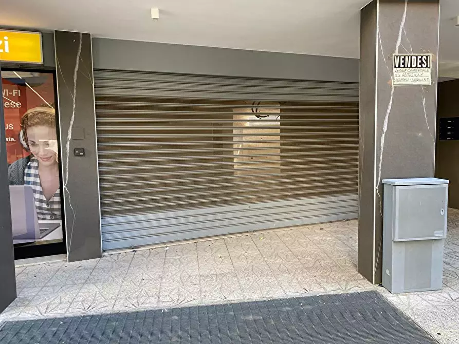 negozio in vendita ad Andria in zona Centro Storico