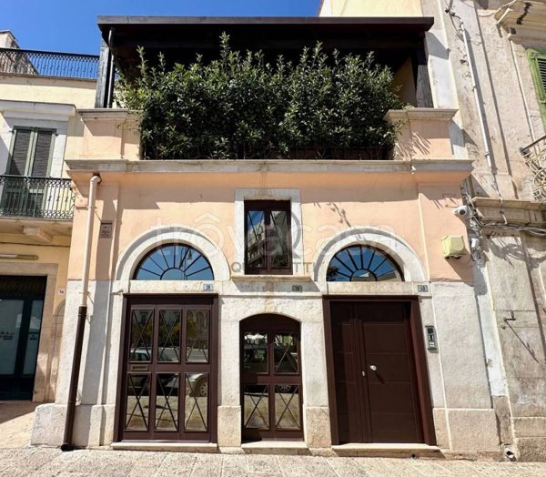 casa indipendente in vendita ad Andria in zona Centro Storico