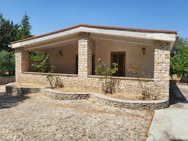 appartamento in vendita ad Andria in zona Castel del Monte