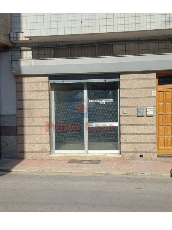 negozio in vendita ad Andria in zona Centro Storico