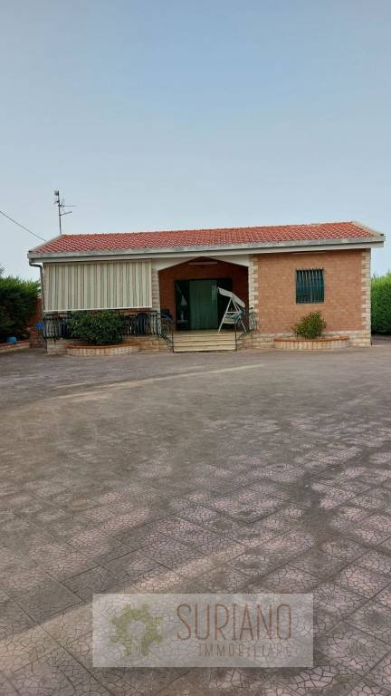 casa indipendente in vendita ad Andria in zona Montegrosso