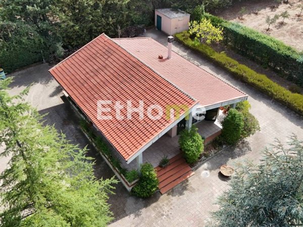 casa indipendente in vendita ad Andria in zona Montegrosso