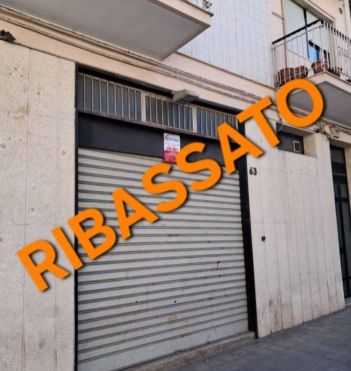 negozio in vendita ad Andria