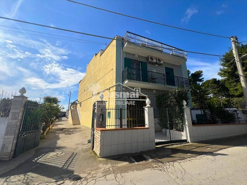 casa indipendente in vendita ad Andria