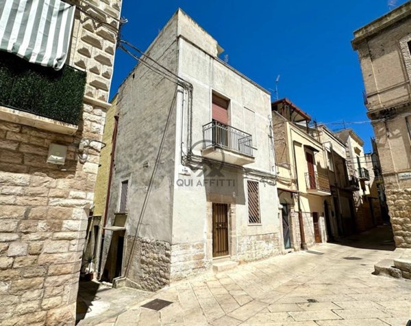 casa indipendente in vendita ad Andria in zona Centro Storico