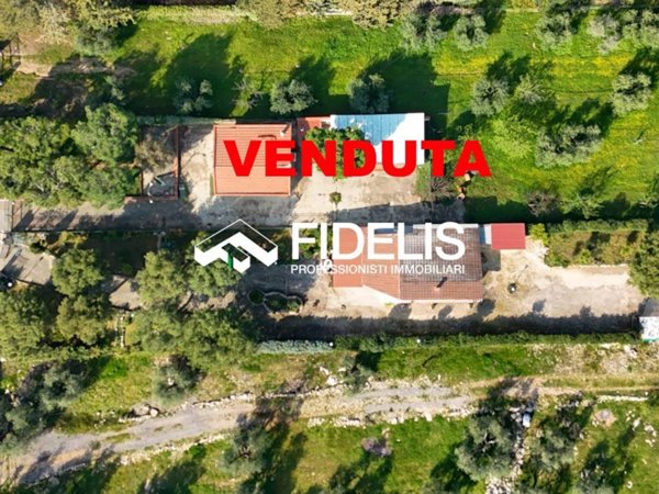 casa indipendente in vendita ad Andria in zona Castel del Monte