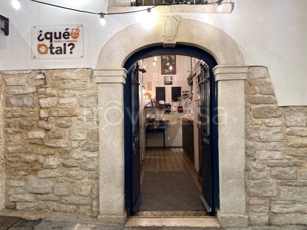 negozio in vendita ad Andria in zona Centro Storico