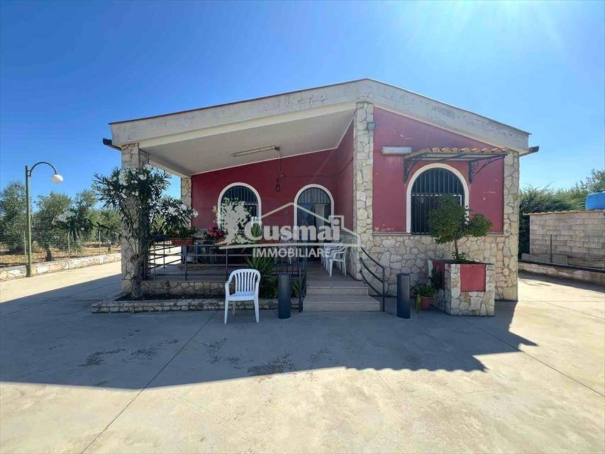 casa indipendente in vendita ad Andria in zona Montegrosso