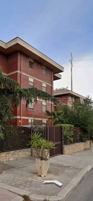 appartamento in vendita ad Andria in zona Castel del Monte