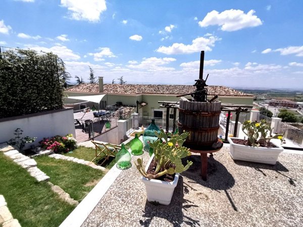 casa indipendente in vendita ad Andria