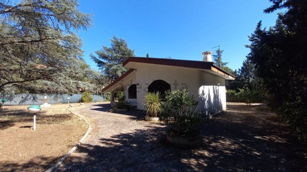 casa indipendente in vendita ad Andria in zona Castel del Monte