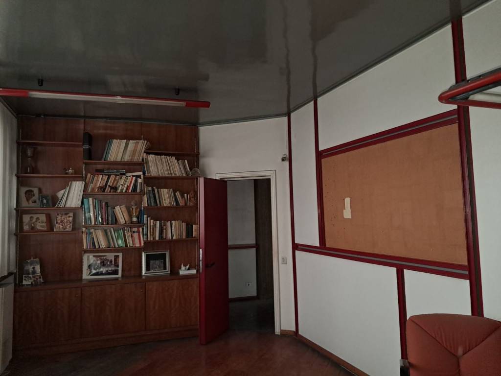 ufficio in vendita ad Andria