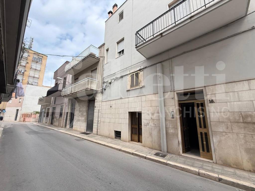 intera palazzina in vendita ad Andria in zona Centro Storico