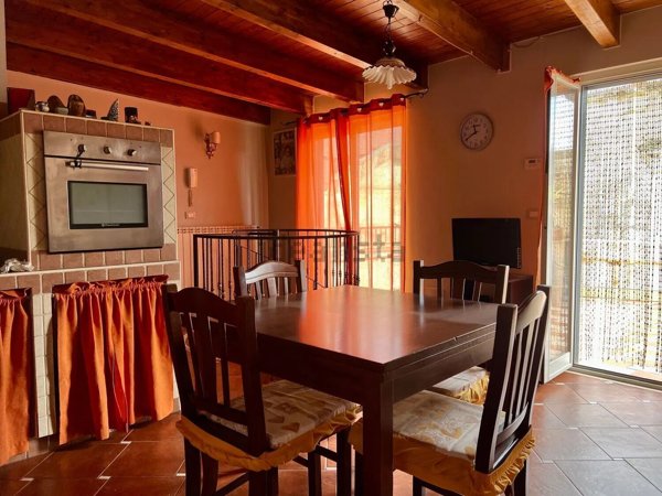 casa indipendente in vendita ad Andria in zona Centro Storico