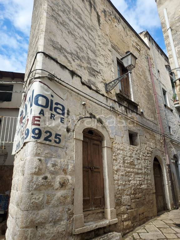 casa indipendente in vendita ad Andria in zona Centro Storico