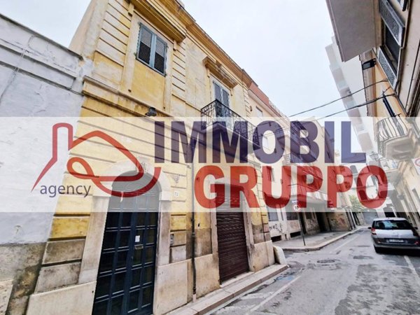 casa indipendente in vendita ad Andria in zona Centro Storico