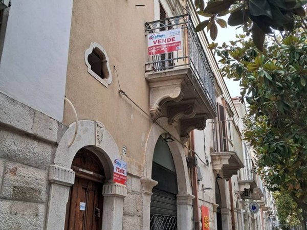 casa indipendente in vendita ad Andria in zona Centro Storico