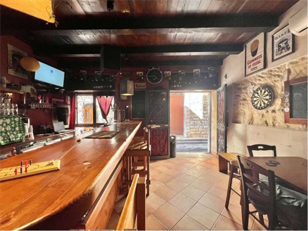 negozio in vendita ad Andria in zona Centro Storico