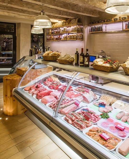 negozio in vendita ad Andria