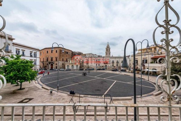 intera palazzina in vendita ad Andria in zona Centro Storico