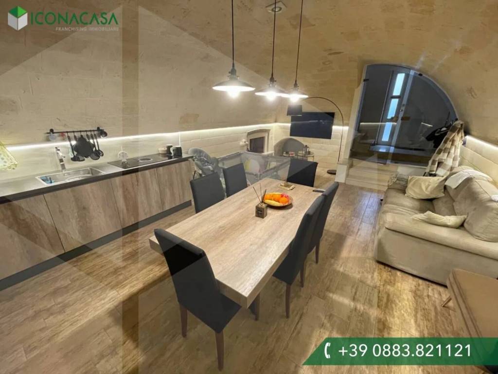 casa indipendente in vendita ad Andria in zona Centro Storico