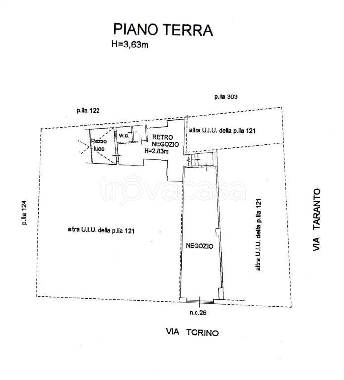 negozio in vendita ad Andria