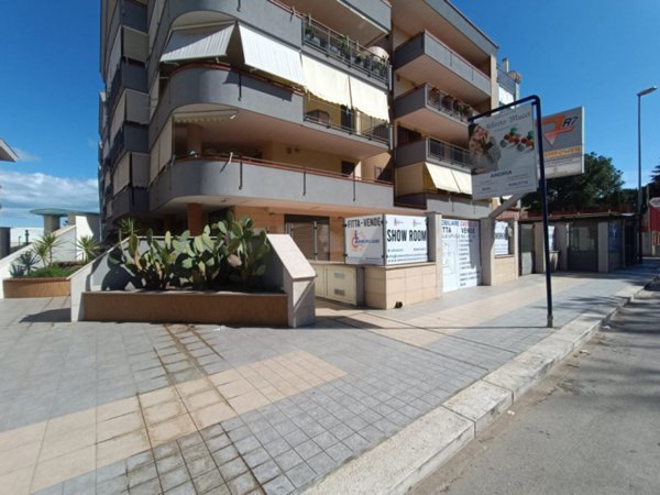 negozio in vendita ad Andria