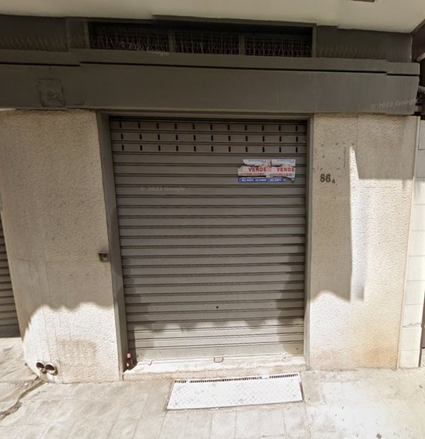 negozio in vendita ad Andria