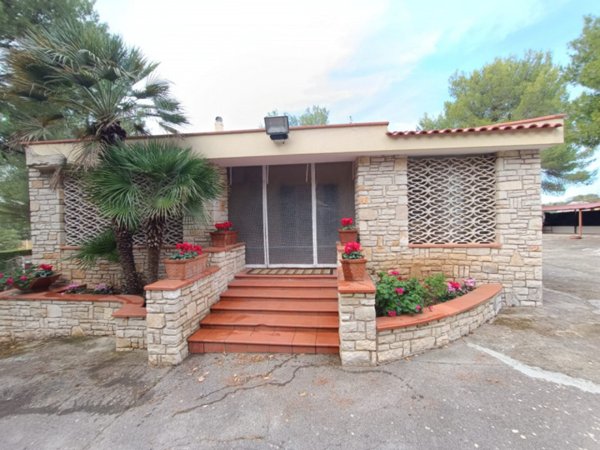 casa indipendente in vendita ad Andria