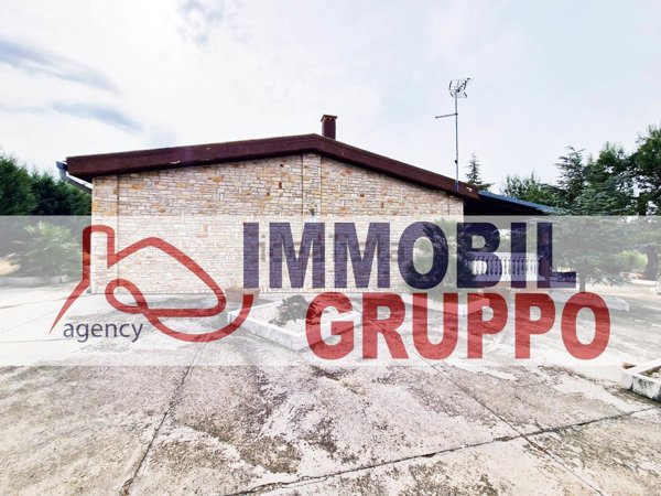 casa indipendente in vendita ad Andria in zona Castel del Monte