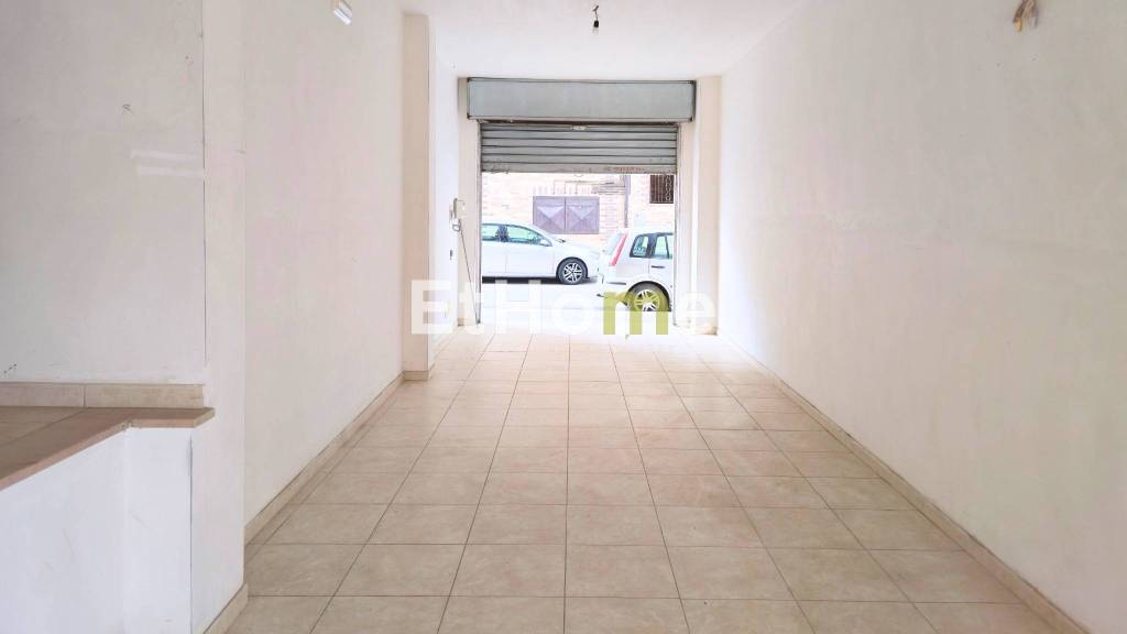 negozio in vendita ad Andria