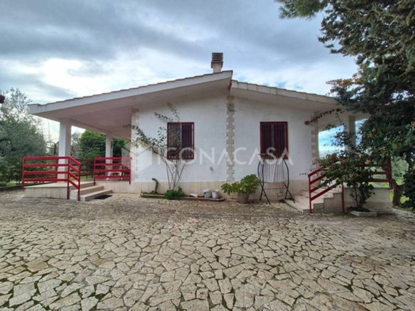 casa indipendente in vendita ad Andria in zona Montegrosso