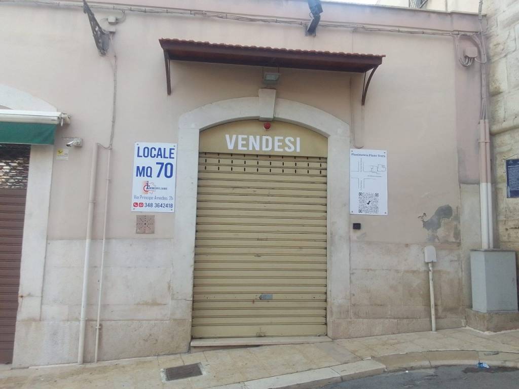 negozio in vendita ad Andria in zona Centro Storico