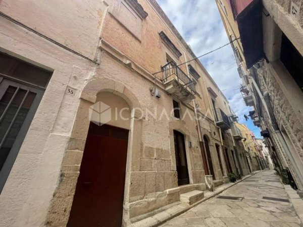 casa indipendente in vendita ad Andria in zona Centro Storico
