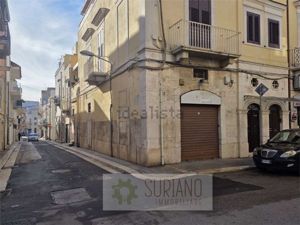 ufficio in vendita ad Andria