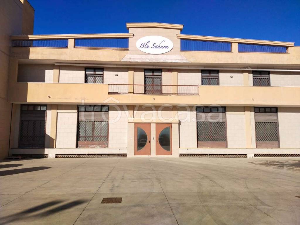 negozio in vendita ad Andria in zona Centro Storico