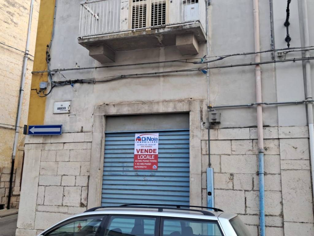 negozio in vendita ad Andria in zona Centro Storico